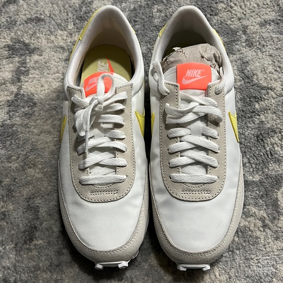 Nike Daybreak women’s sneakers - Picture 2 of 5